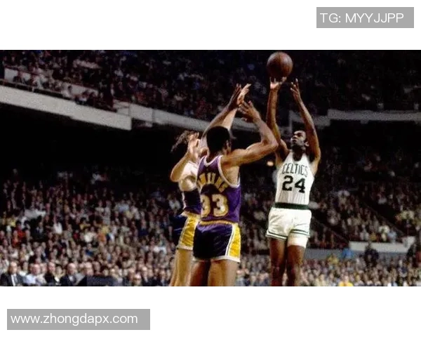 拉塞尔威斯布鲁克的传奇旅程与篮球生涯的辉煌瞬间